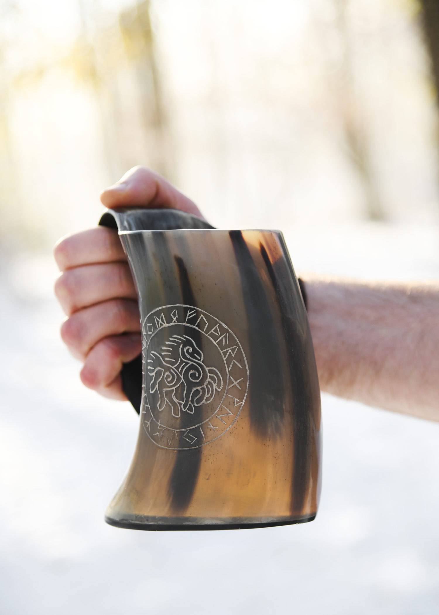 Grote Viking drinkbeker Sleipnir/bierpul gemaakt van echt hoorn