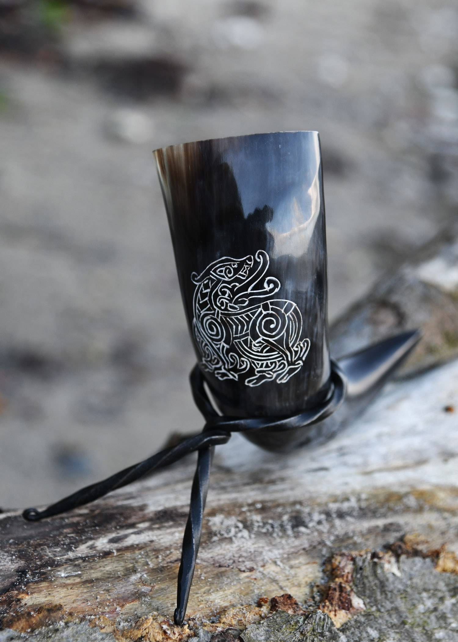 Viking Drinkhoorn met Standaard, Vikingdraak