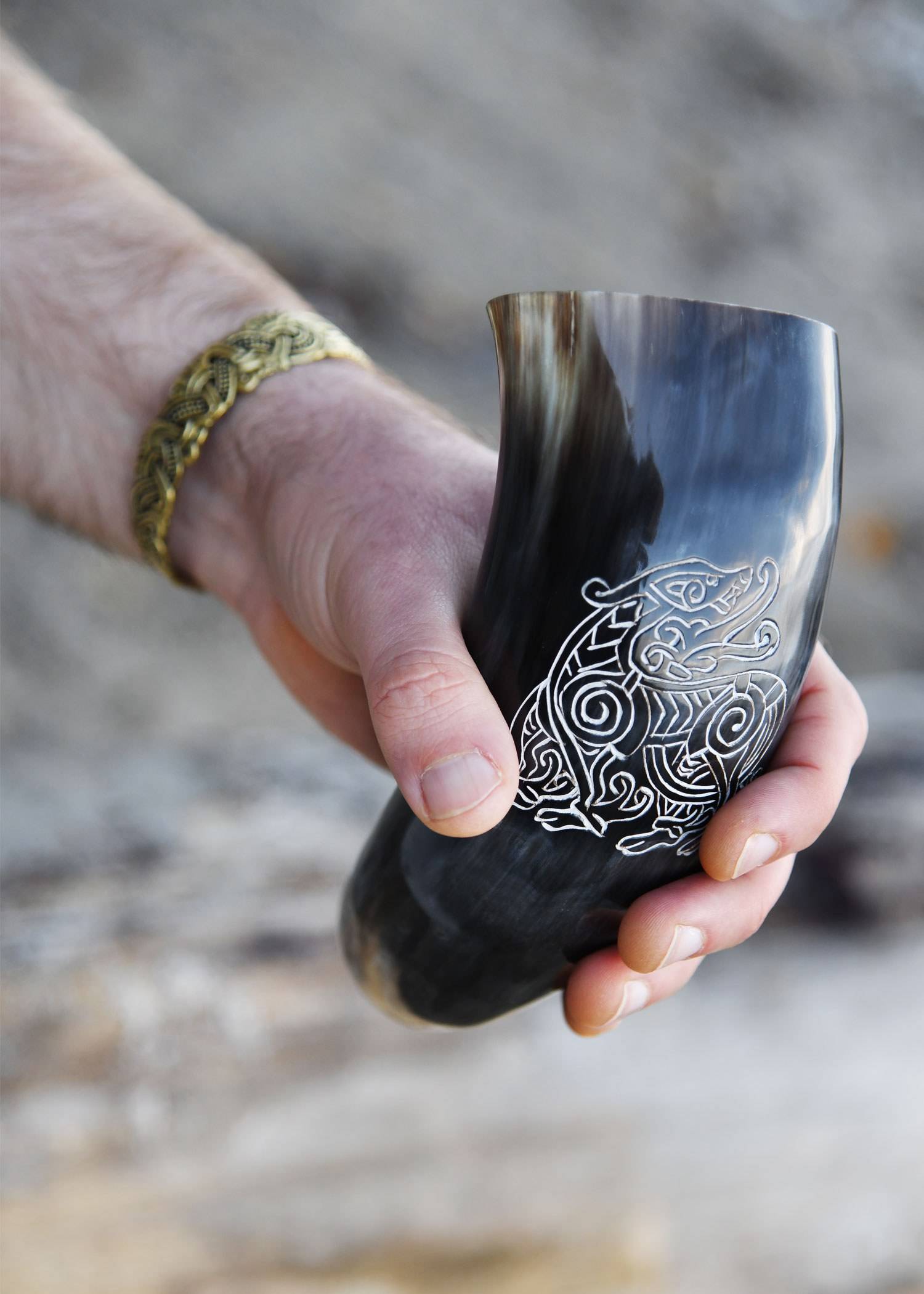 Viking Drinkhoorn met Standaard, Vikingdraak