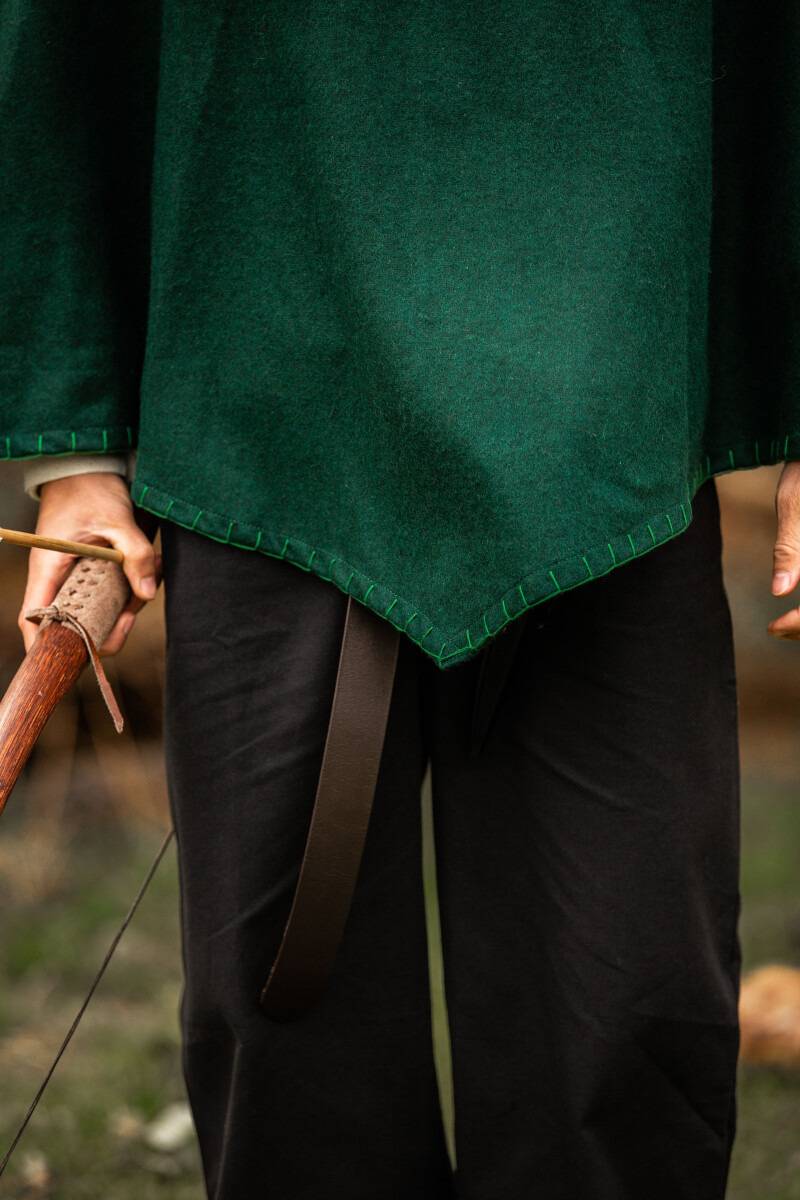 Wikinger Gugel in Grun mit Grossen Kragen