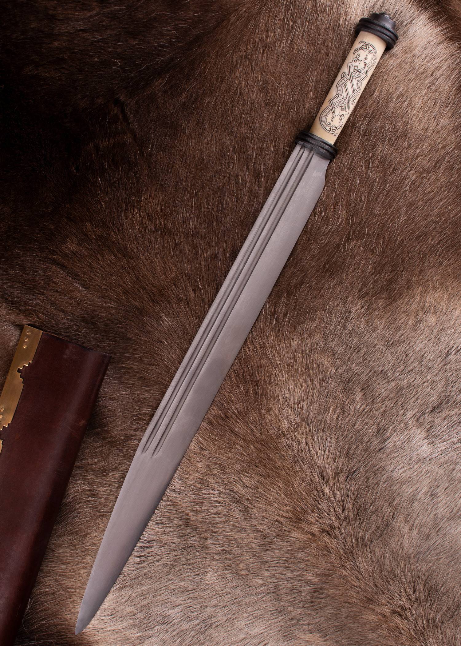 Viking Jelling-Stijl Langsax met Benen Grip en Schede, 10e eeuws
