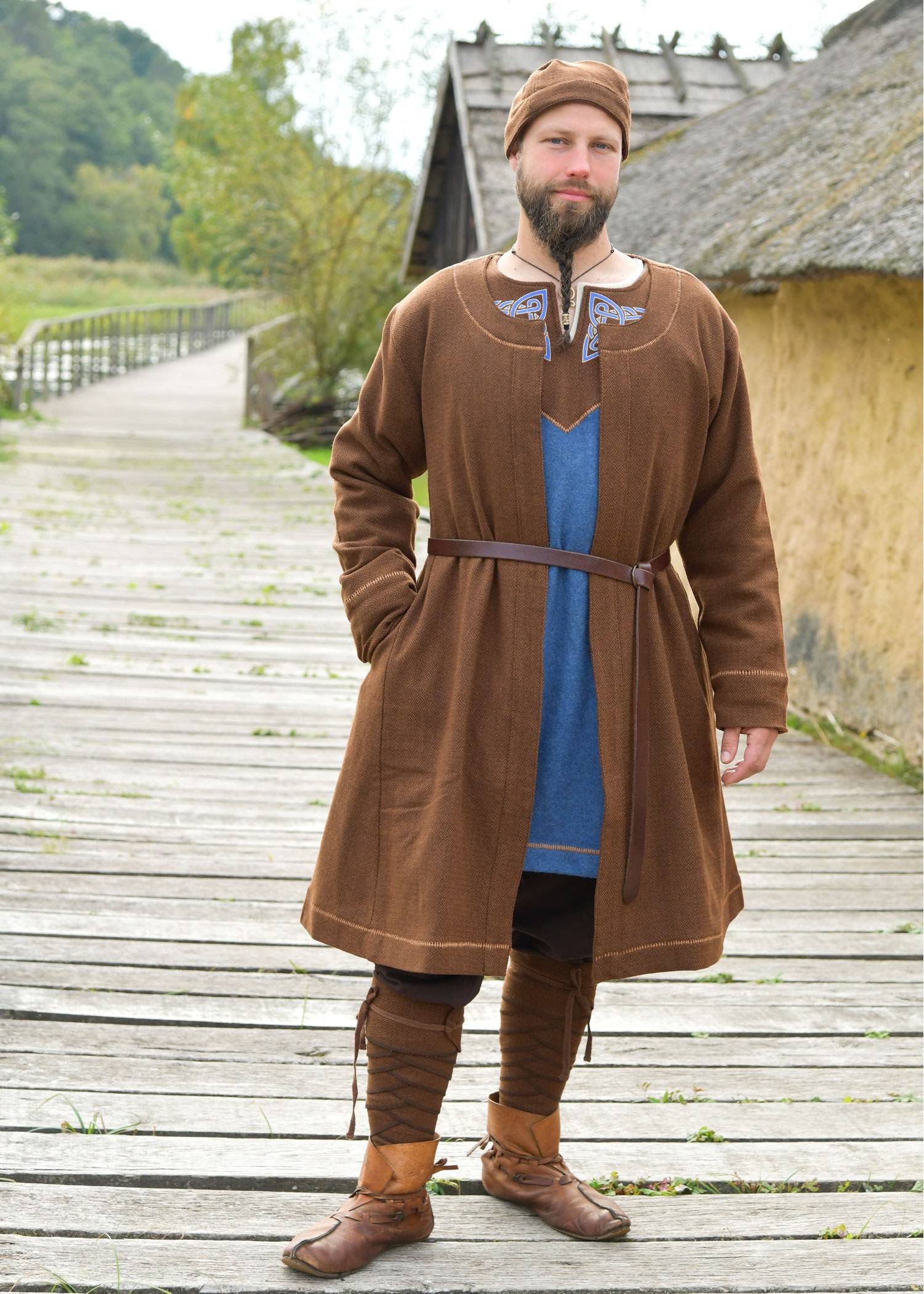 Wikinger Mantel Odin aus 100% Wolle,Gefüttertert,​ Diamantköperbindung braun/braun