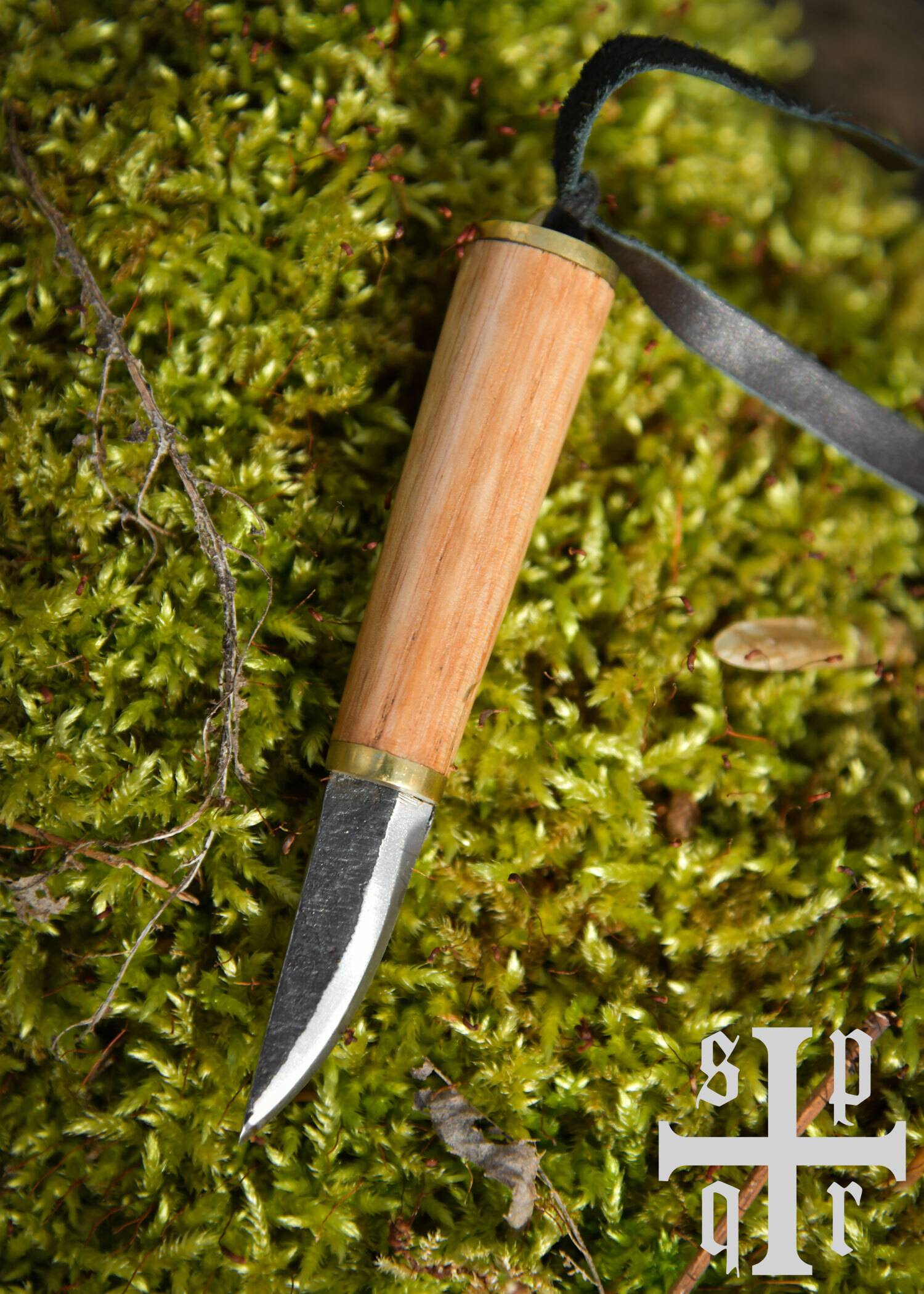 Klein Vikingmes, koolstofstaal, fibulames