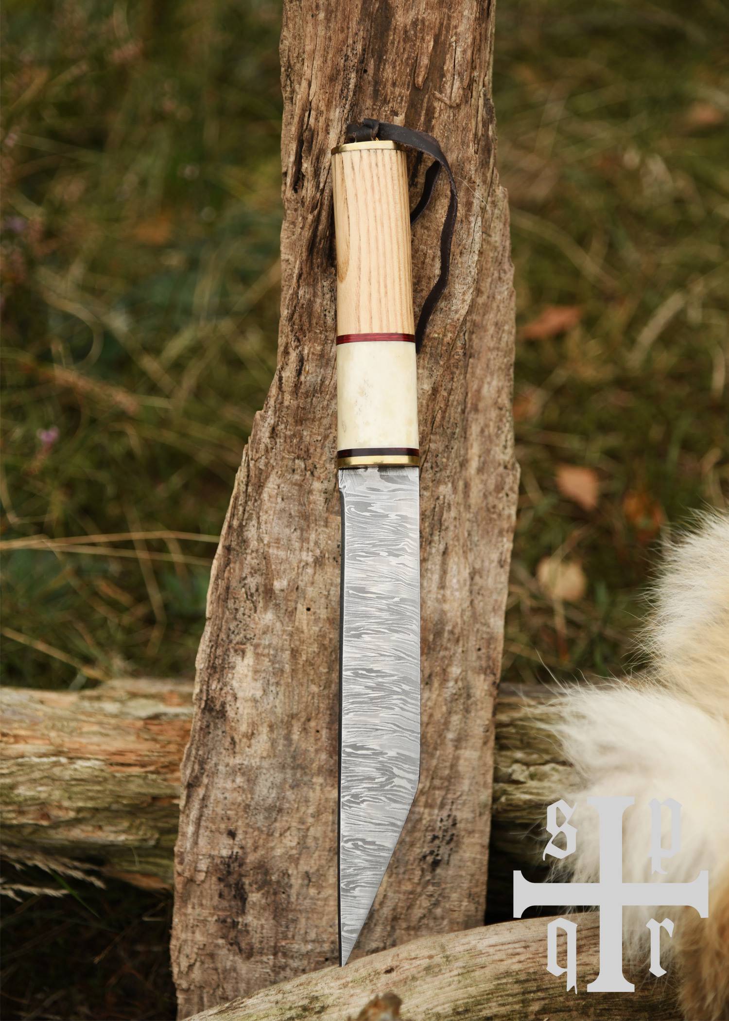 Viking Broken Back Sax-mes met Damascus lemmet en handvat van hout/been, gemaakt van 256-laags Damascus staal