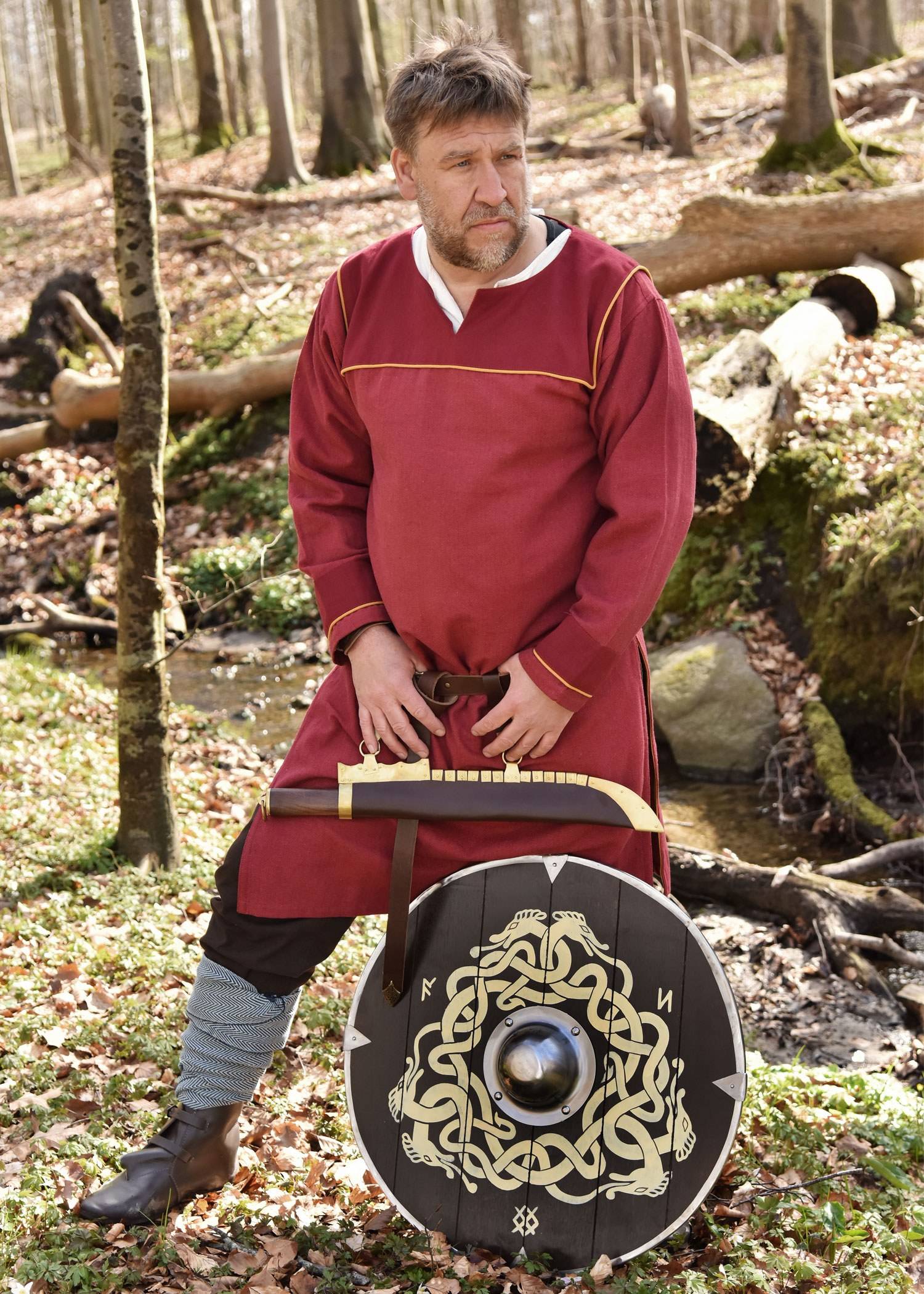 Angelsaksisch Rondschild met Slangenmotief en Runen, 61 cm, (deco)