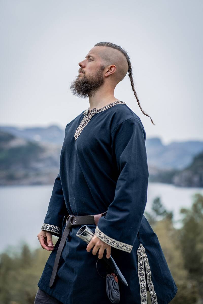 Viking-Romeins-Middeleeuws Tuniek in Zwart