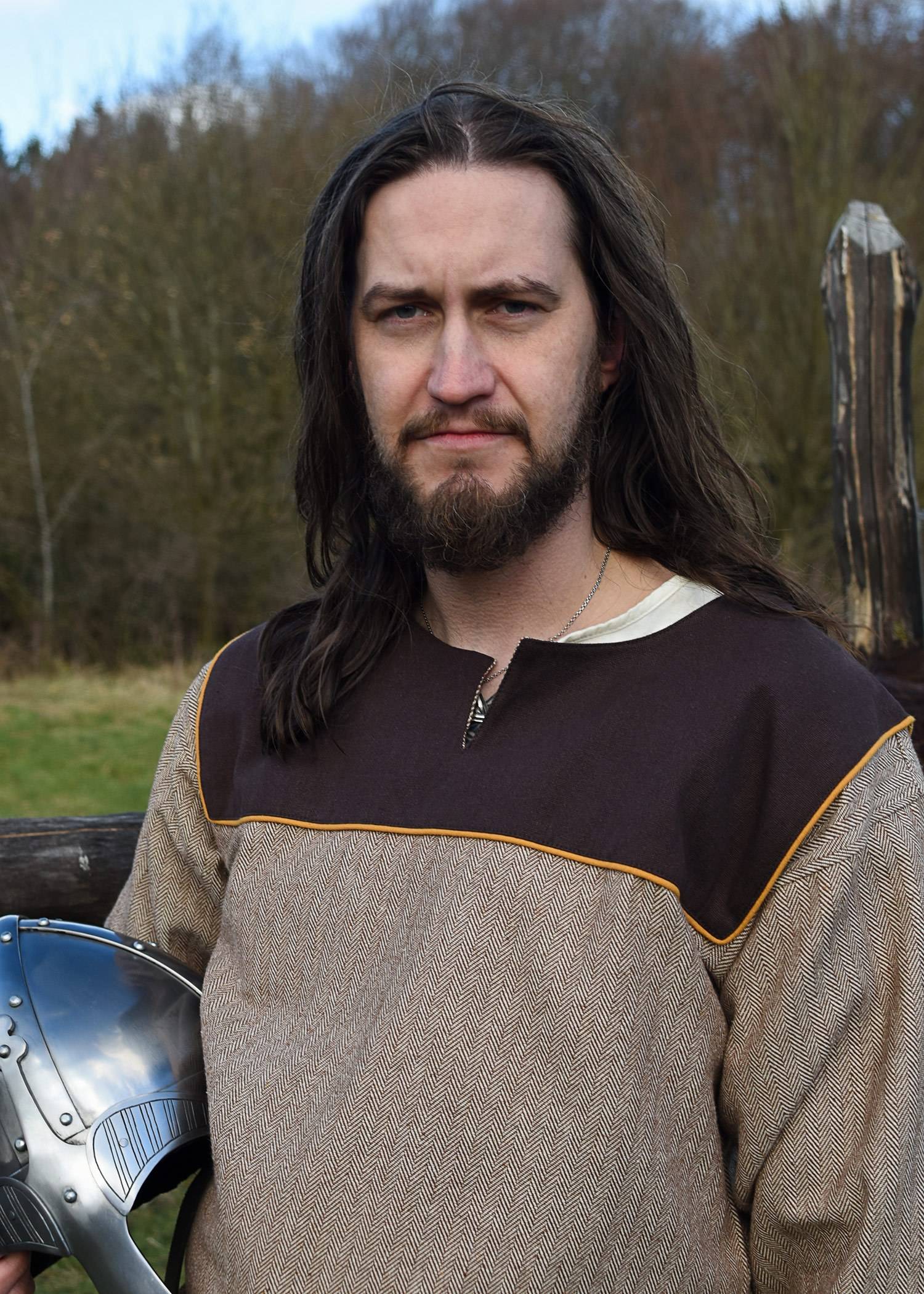 VikingTuniek, Katoen in Bruin