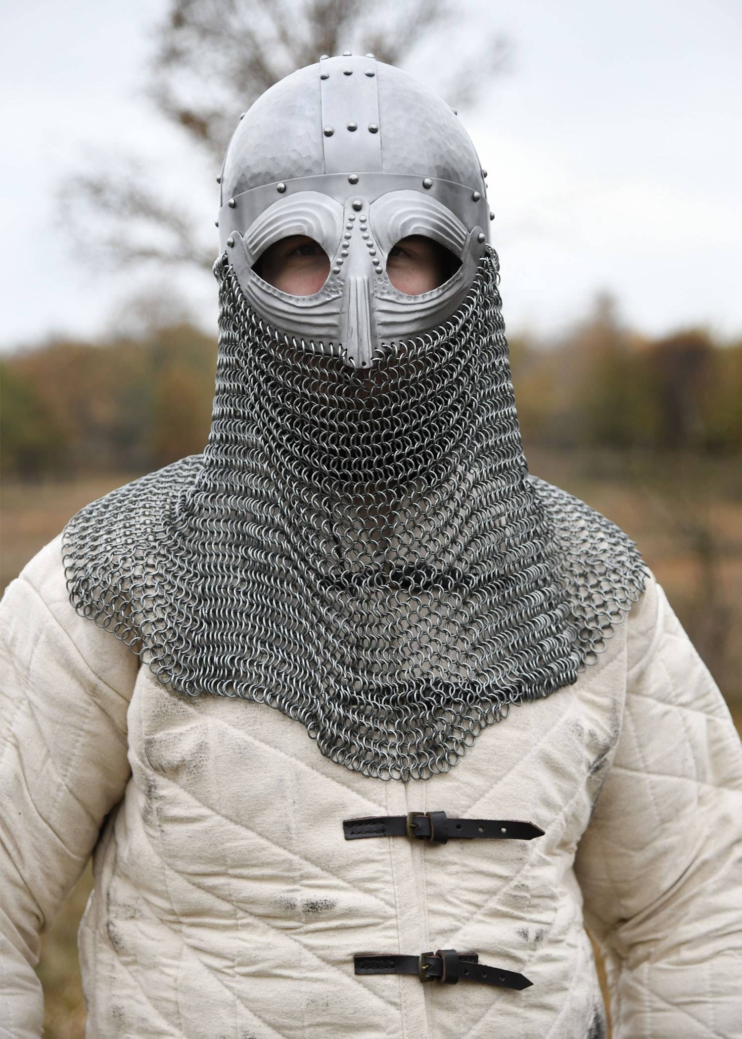 Vendelhelm met maliënkolder, 1,2 mm staal, (ca. 550-800 n.Chr.) en de Vikingtijd