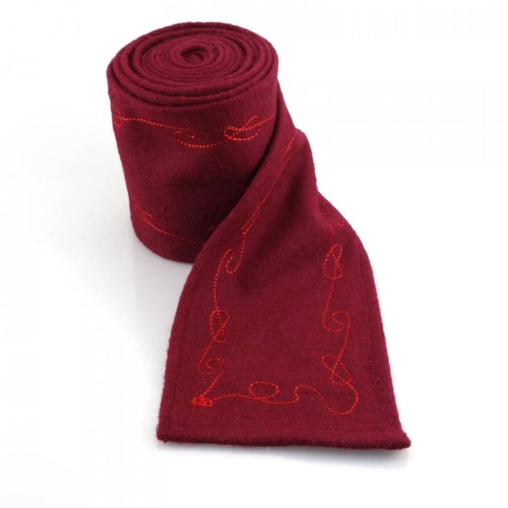 ​​Viking Beenwikkel set met Stiksels van +/- 3.5 meter per Been in Rood