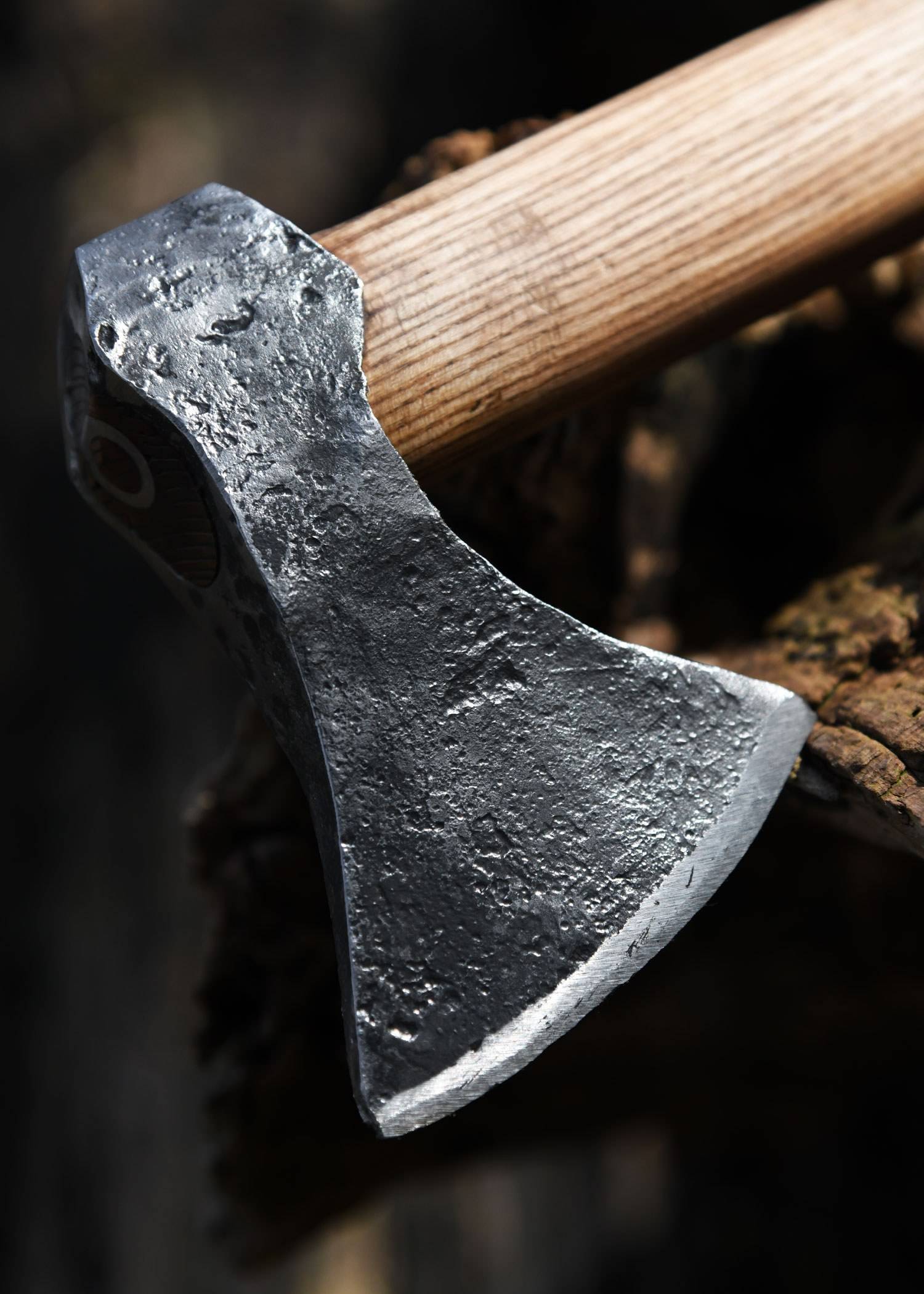Vikingbijl van staal, handgesmeed, type G