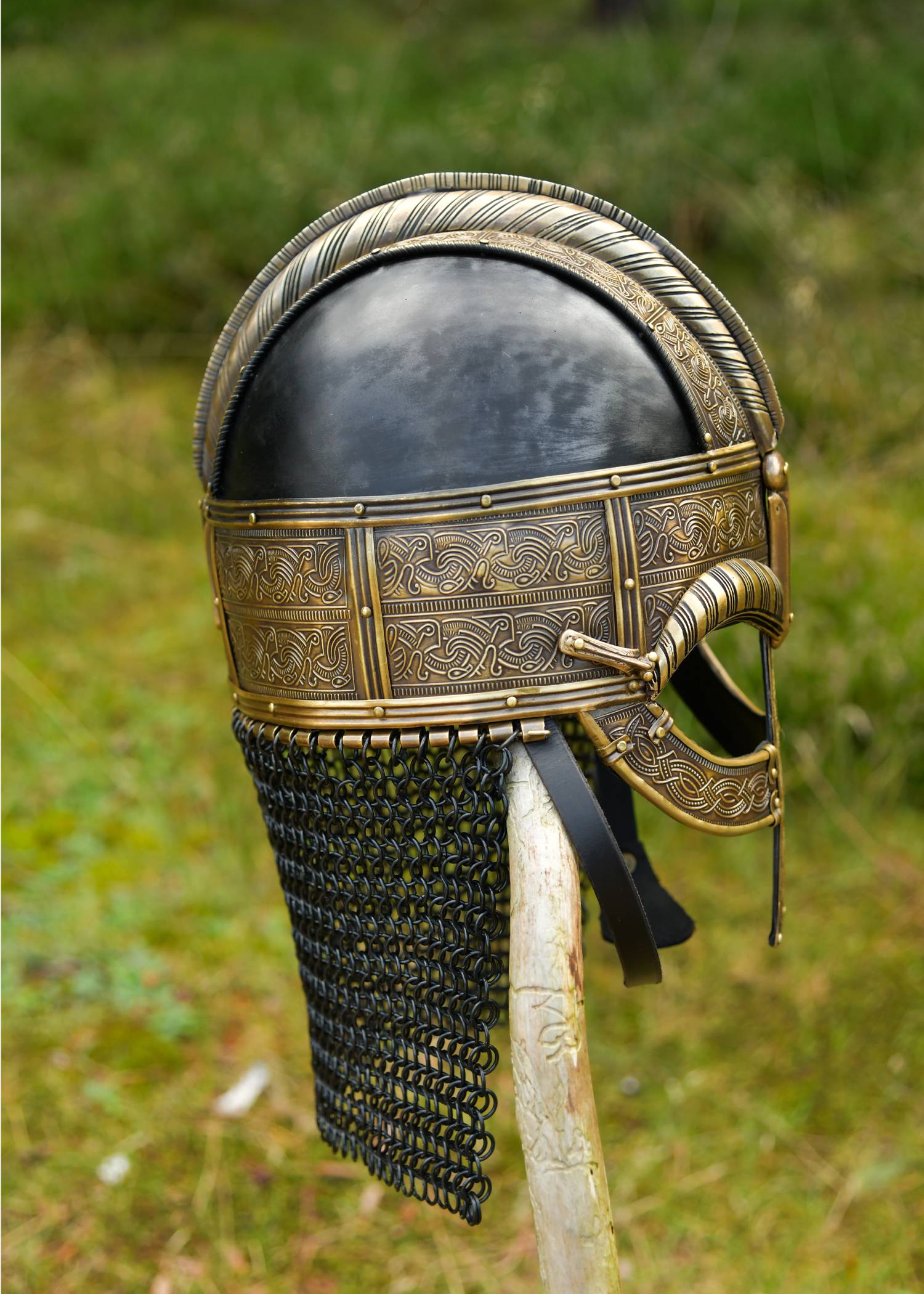 Valsgärde-vikinghelm – een rijkelijk versierde replica
