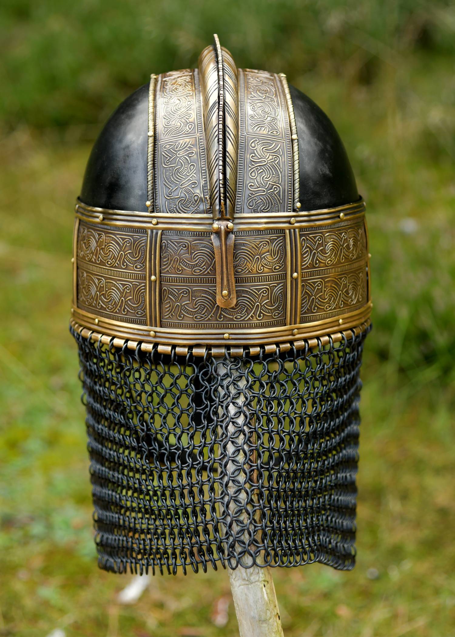 Valsgärde-vikinghelm – een rijkelijk versierde replica