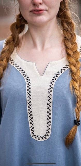 ​Wikinger Kleid in Blau