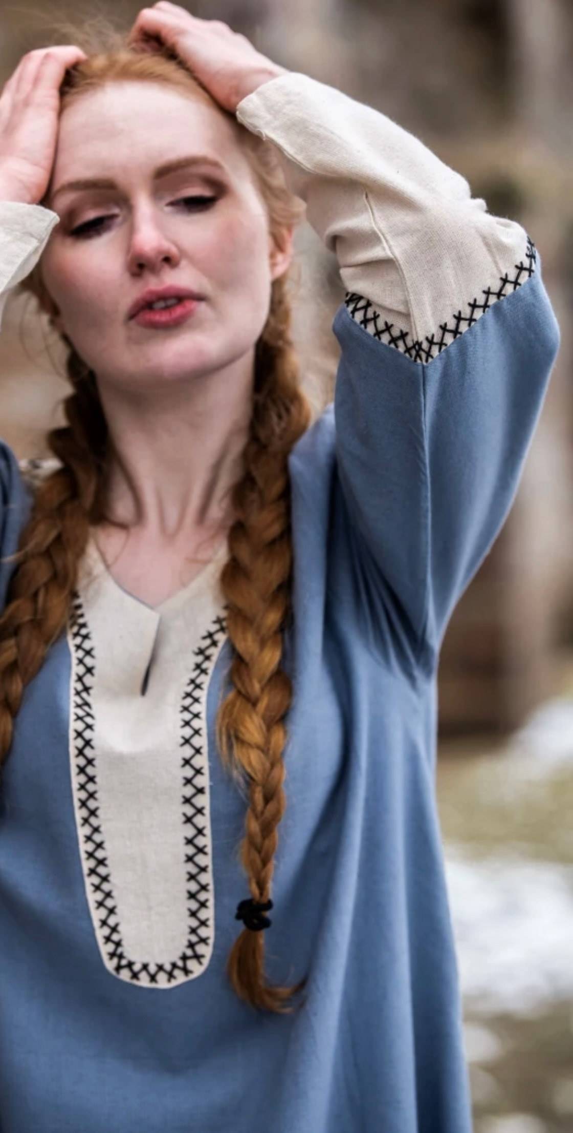 ​Wikinger Kleid in Blau