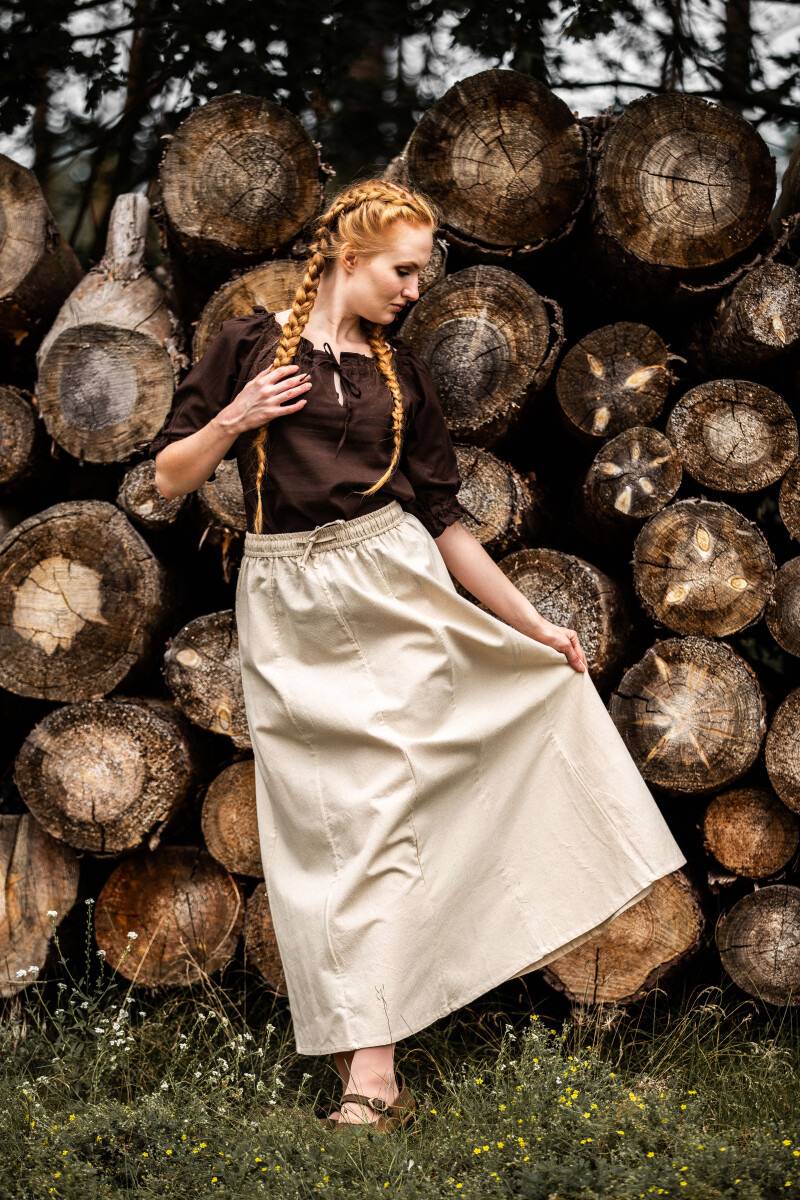 ​​Middeleeuwse Dames Rok in Natuurkleur