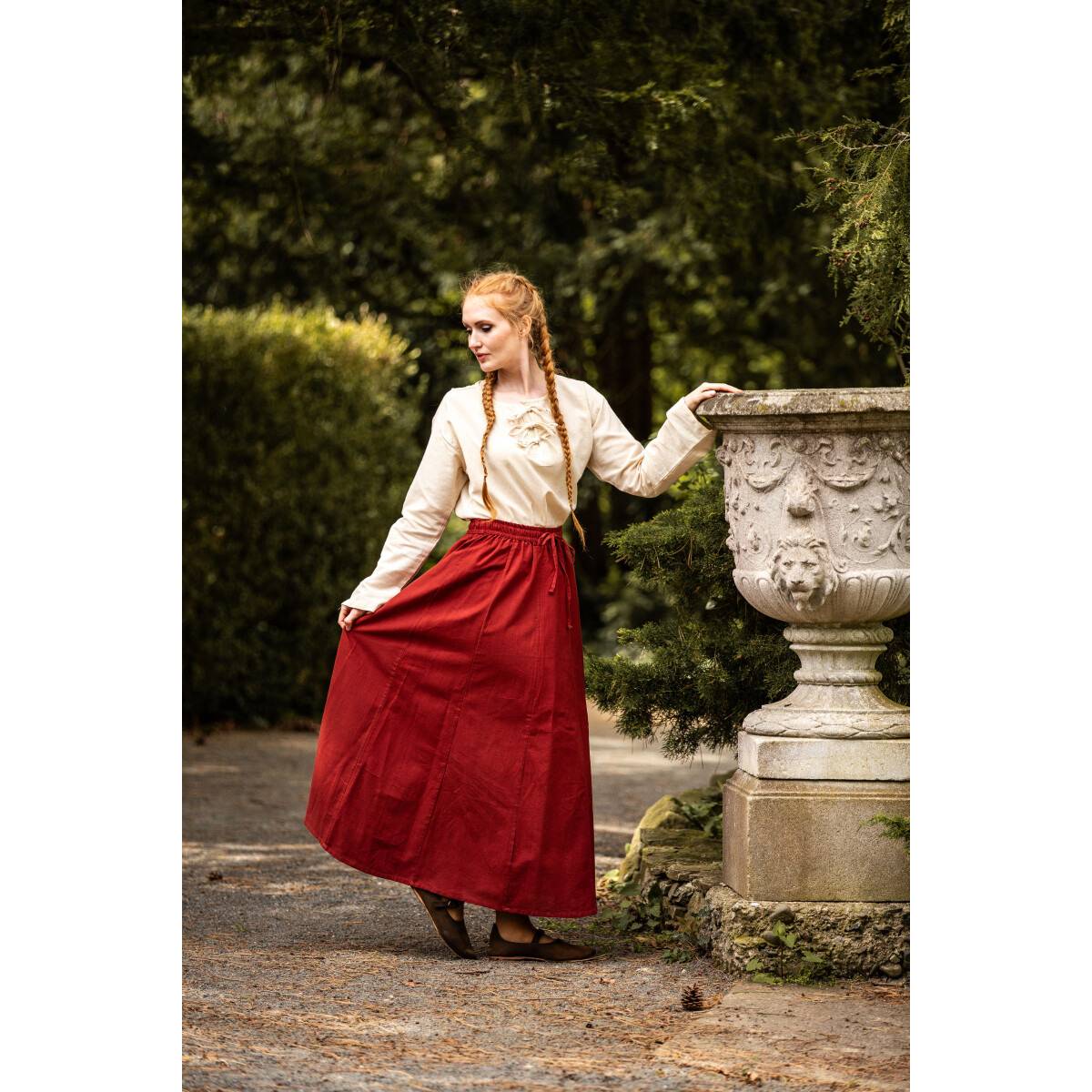 ​​Middeleeuwse Rok in Rood