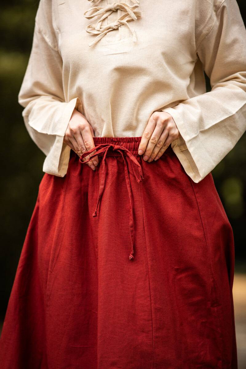 ​​Middeleeuwse Rok in Rood