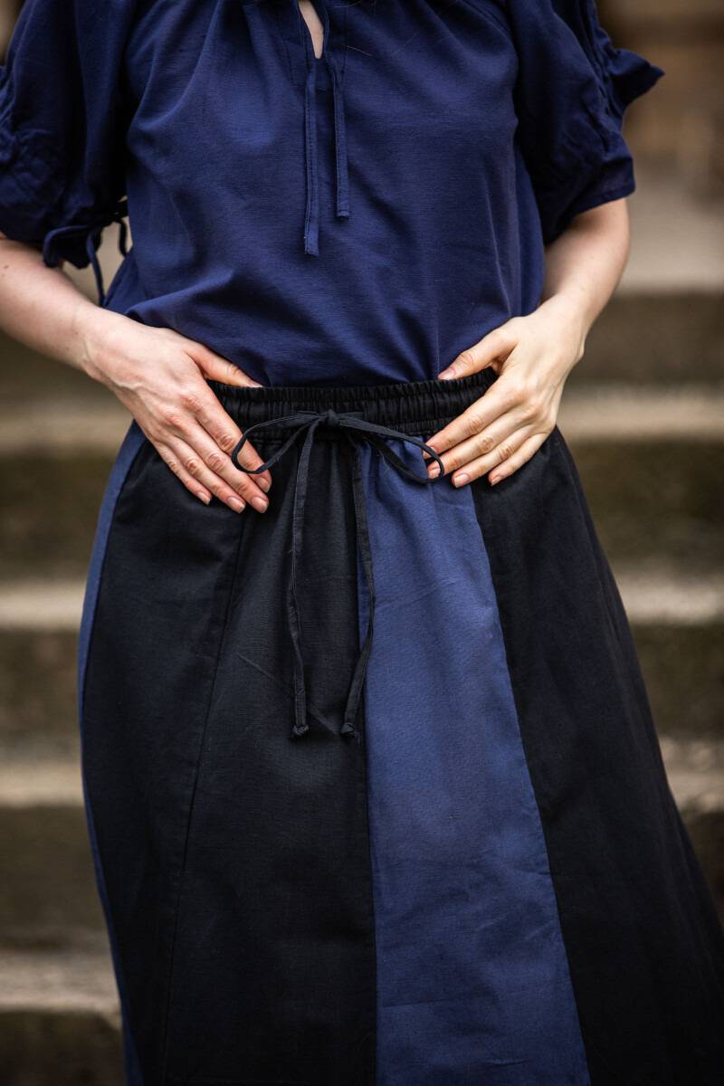 ​​​​​​​Middeleeuwse Rok in Zwart/Blauw